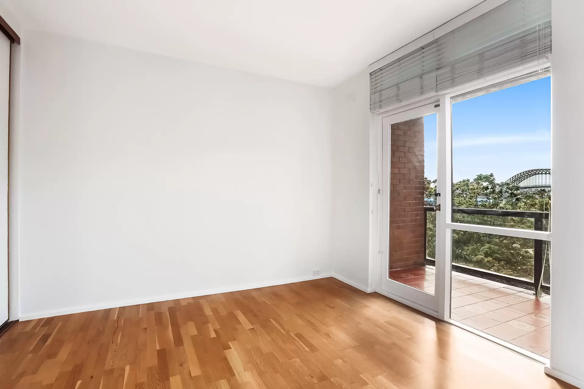 24/2 Pearson Street, Balmain East Leased by Coopers Agency - image 1
