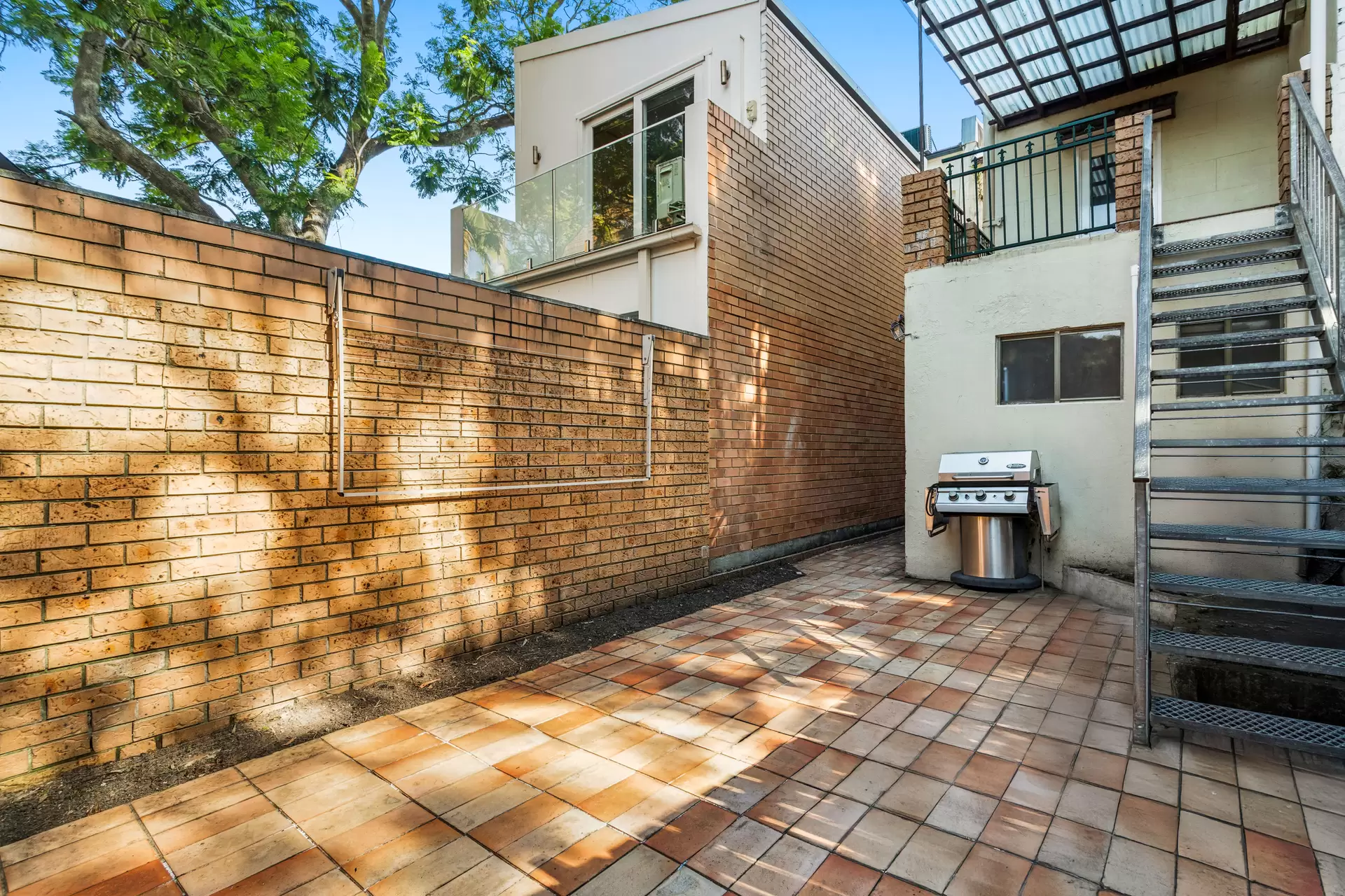 44 Reynolds Street, Balmain Leased by Coopers Agency - image 1