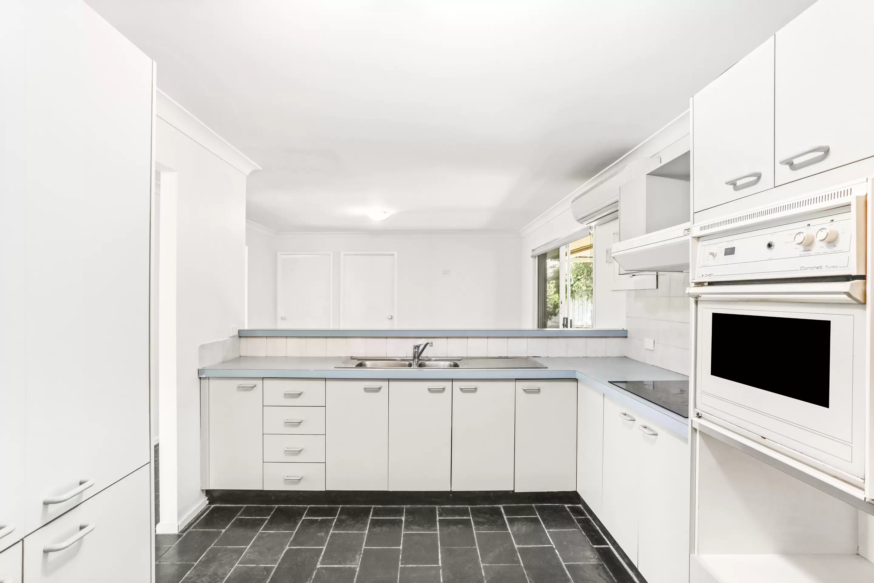 5 Zebra Place, Quakers Hill Leased by Coopers Agency - image 4