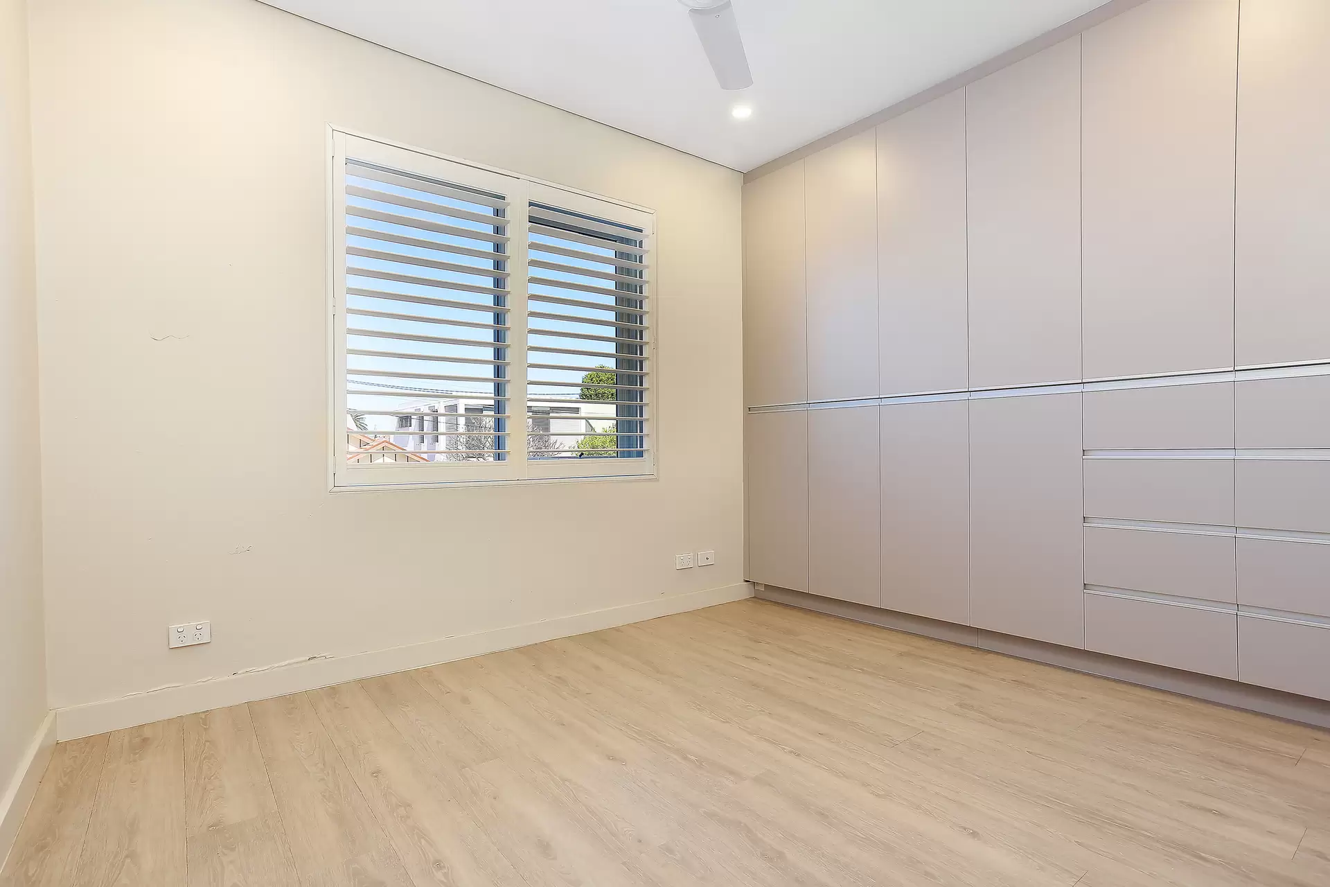 2/31-33 Maida Street, Lilyfield Leased by Coopers Agency - image 1