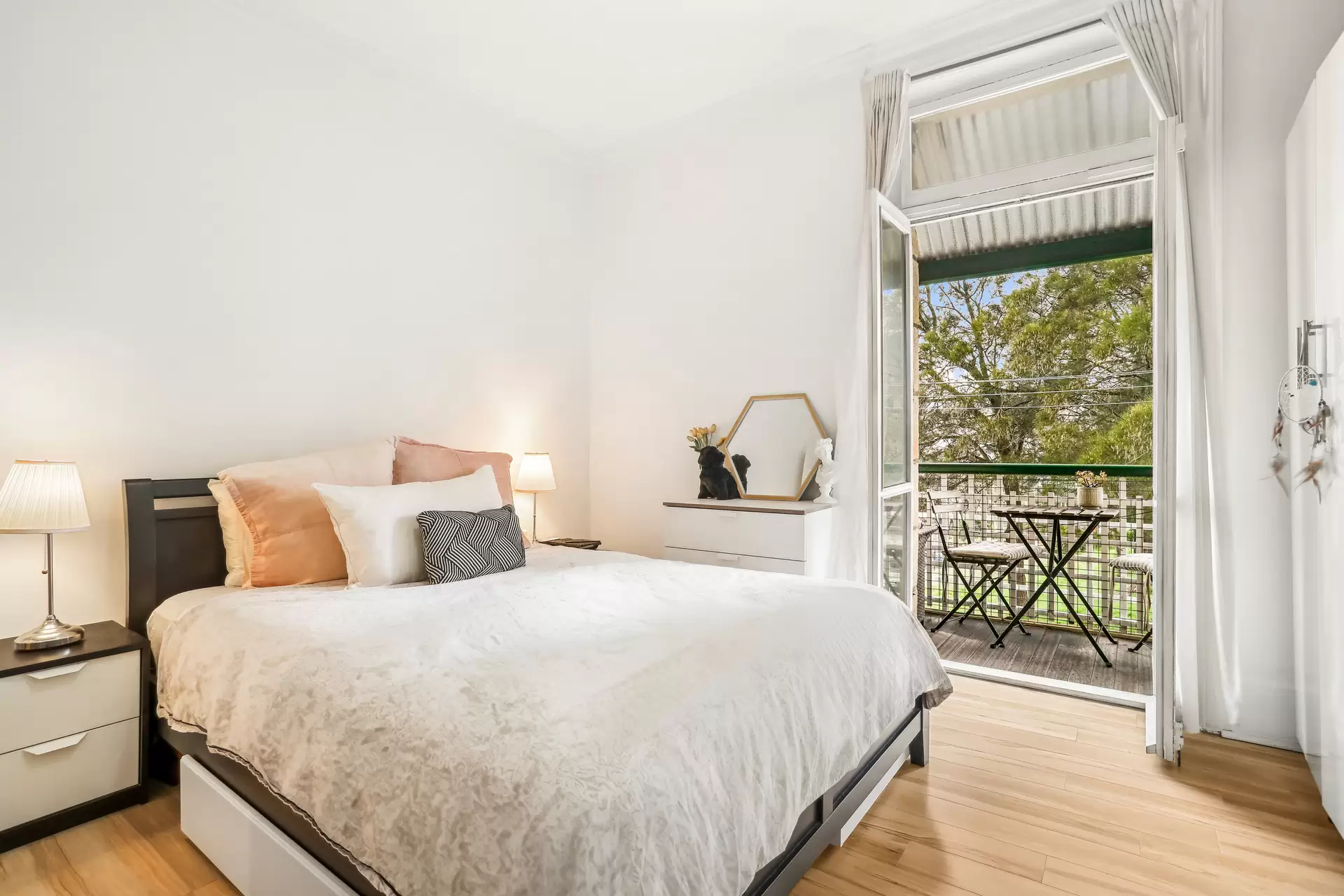 7 Graham Street, Rozelle Sold by Coopers Agency - image 1