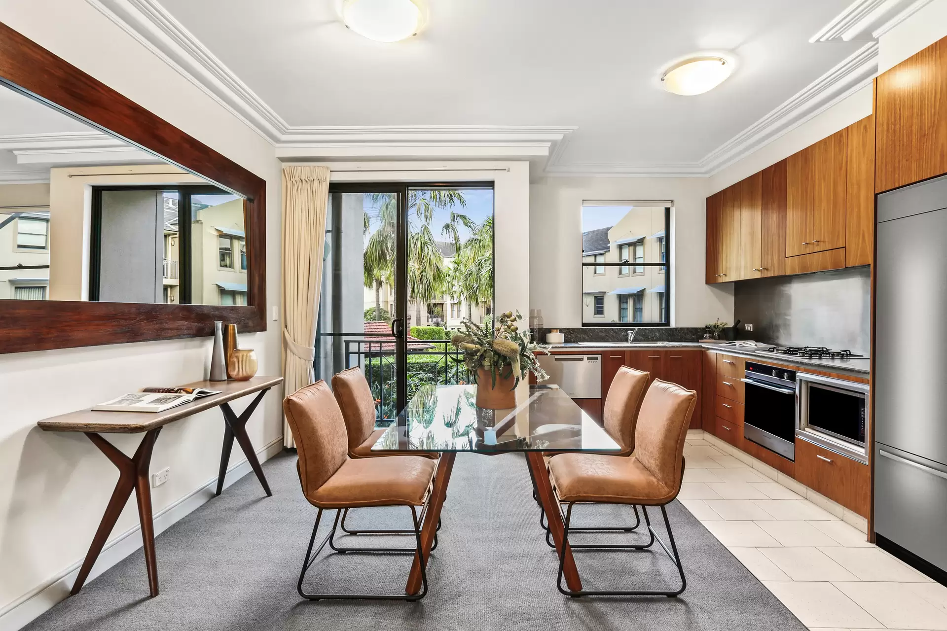B18/1 Buchanan Street, Balmain Sold by Coopers Agency - image 1