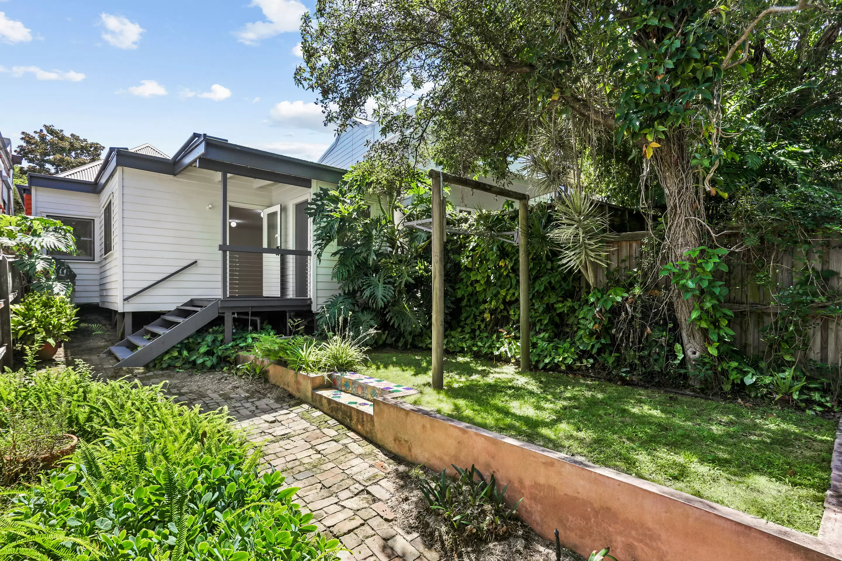 120 Beattie Street, Balmain Leased by Coopers Agency - image 9