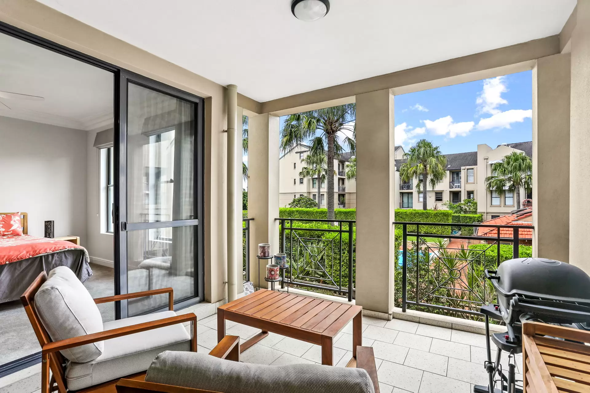 B7/1 Buchanan Street, Balmain Sold by Coopers Agency - image 1