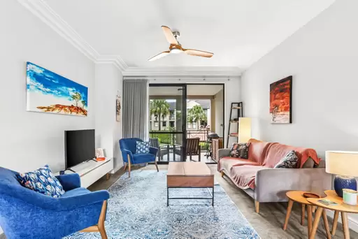 B7/1 Buchanan Street, Balmain Sold by Coopers Agency