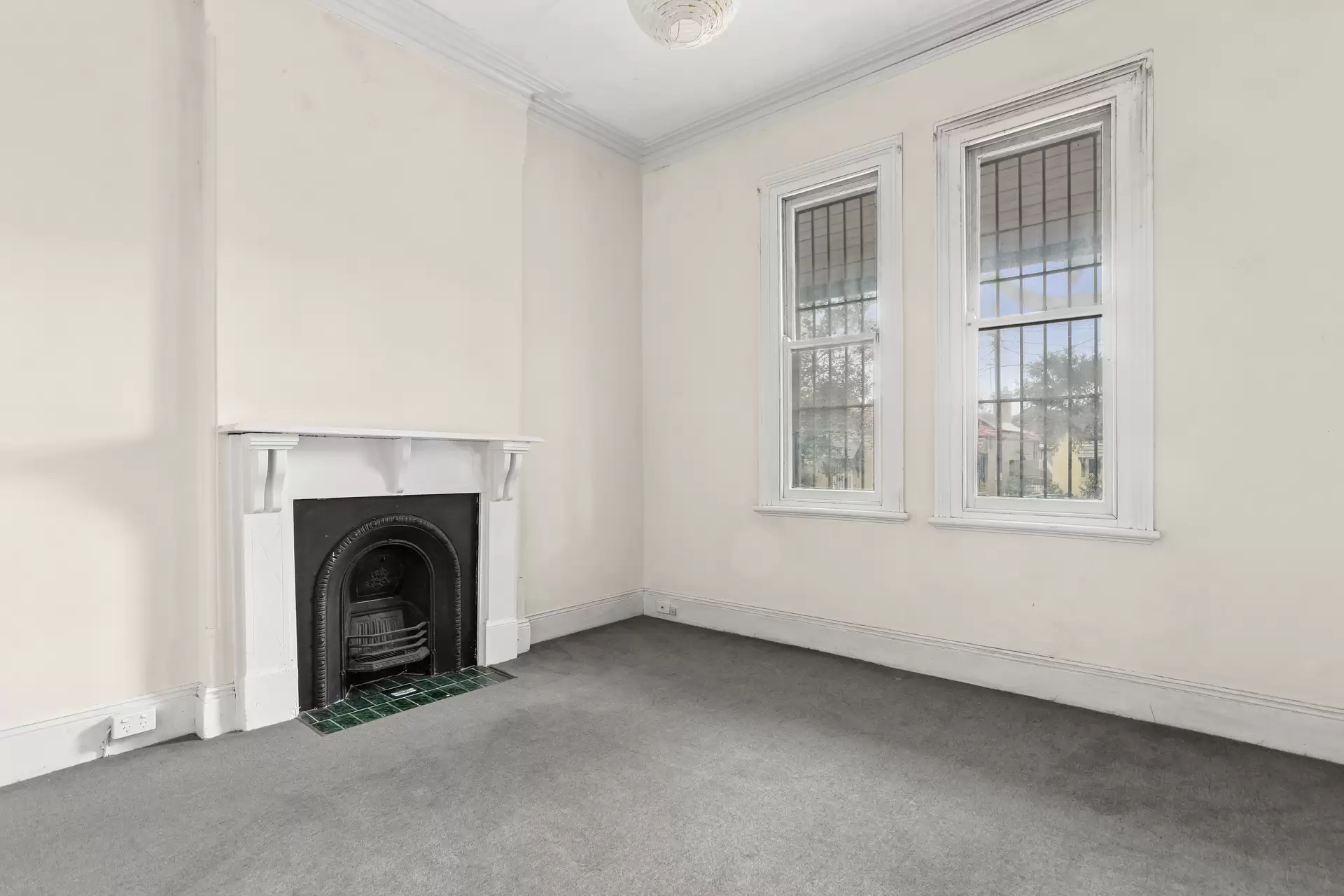 30 Clarendon Road, Stanmore Sold by Coopers Agency - image 1