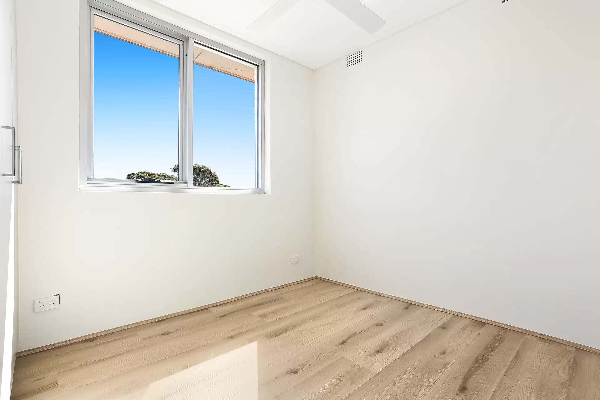 7/31-33 Maida Street, Lilyfield Leased by Coopers Agency - image 1