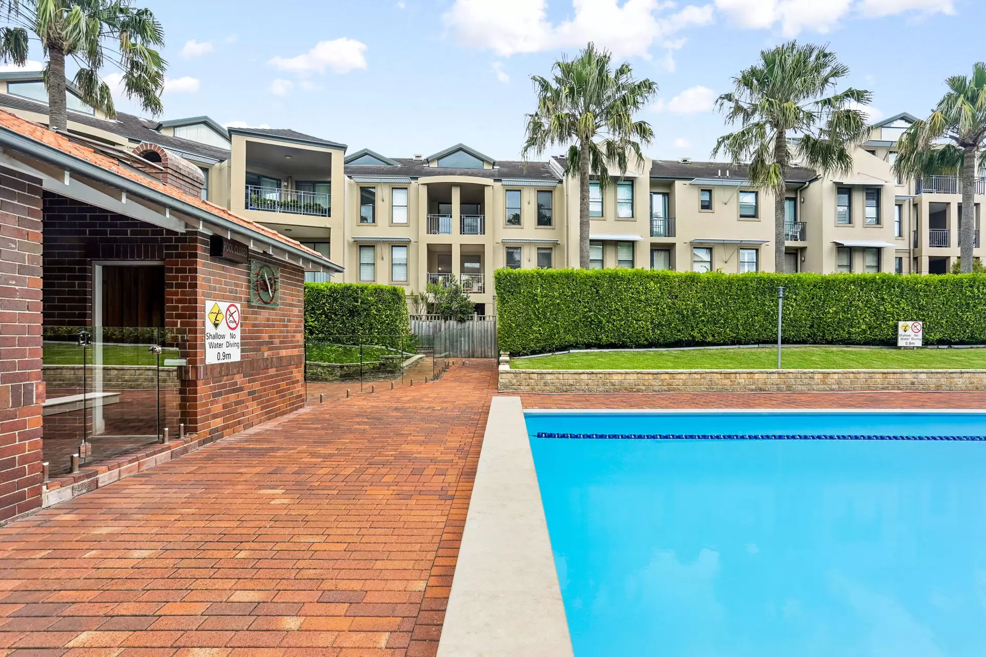 C15/1 Buchanan Street, Balmain Sold by Coopers Agency - image 1