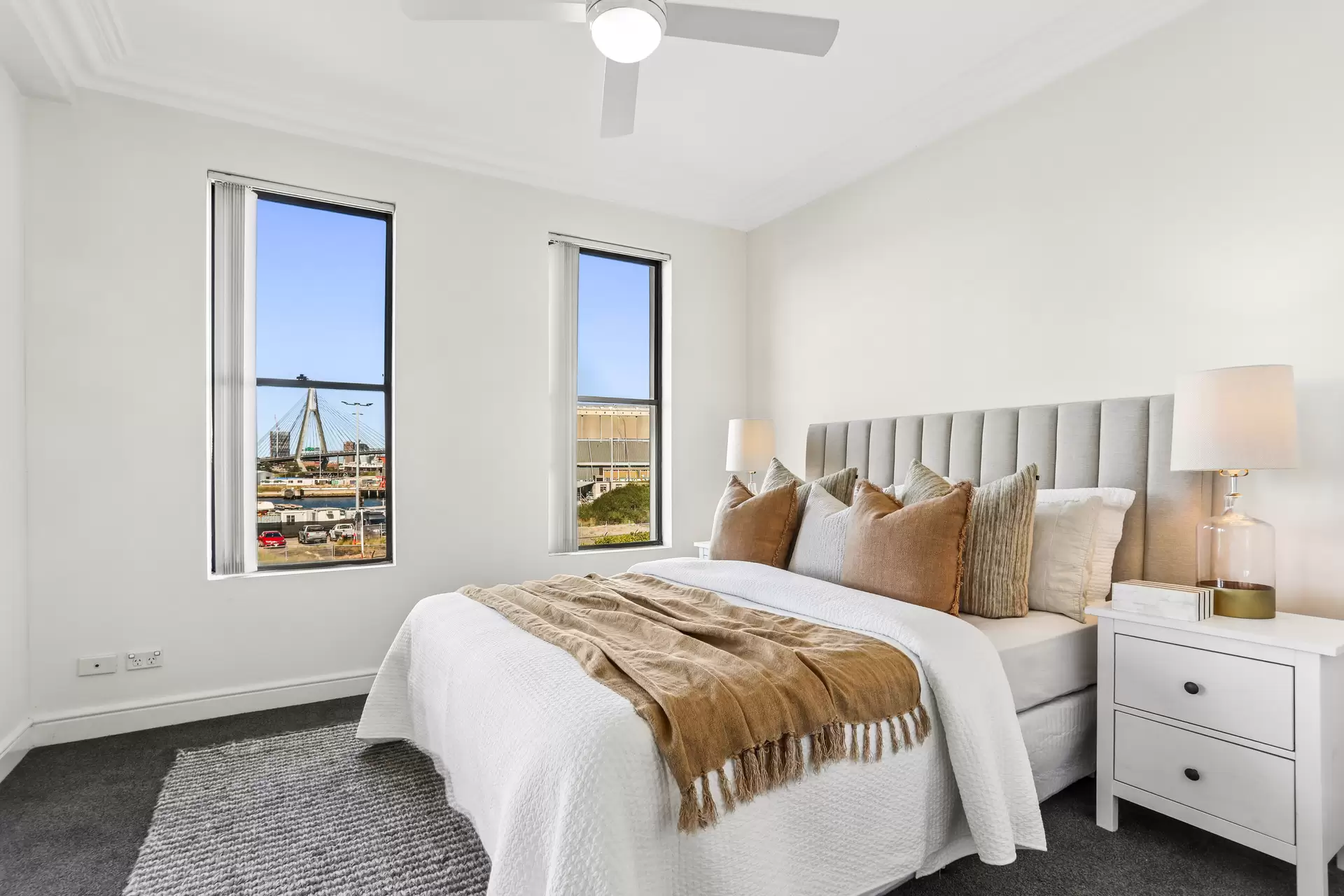 C15/1 Buchanan Street, Balmain Sold by Coopers Agency - image 1