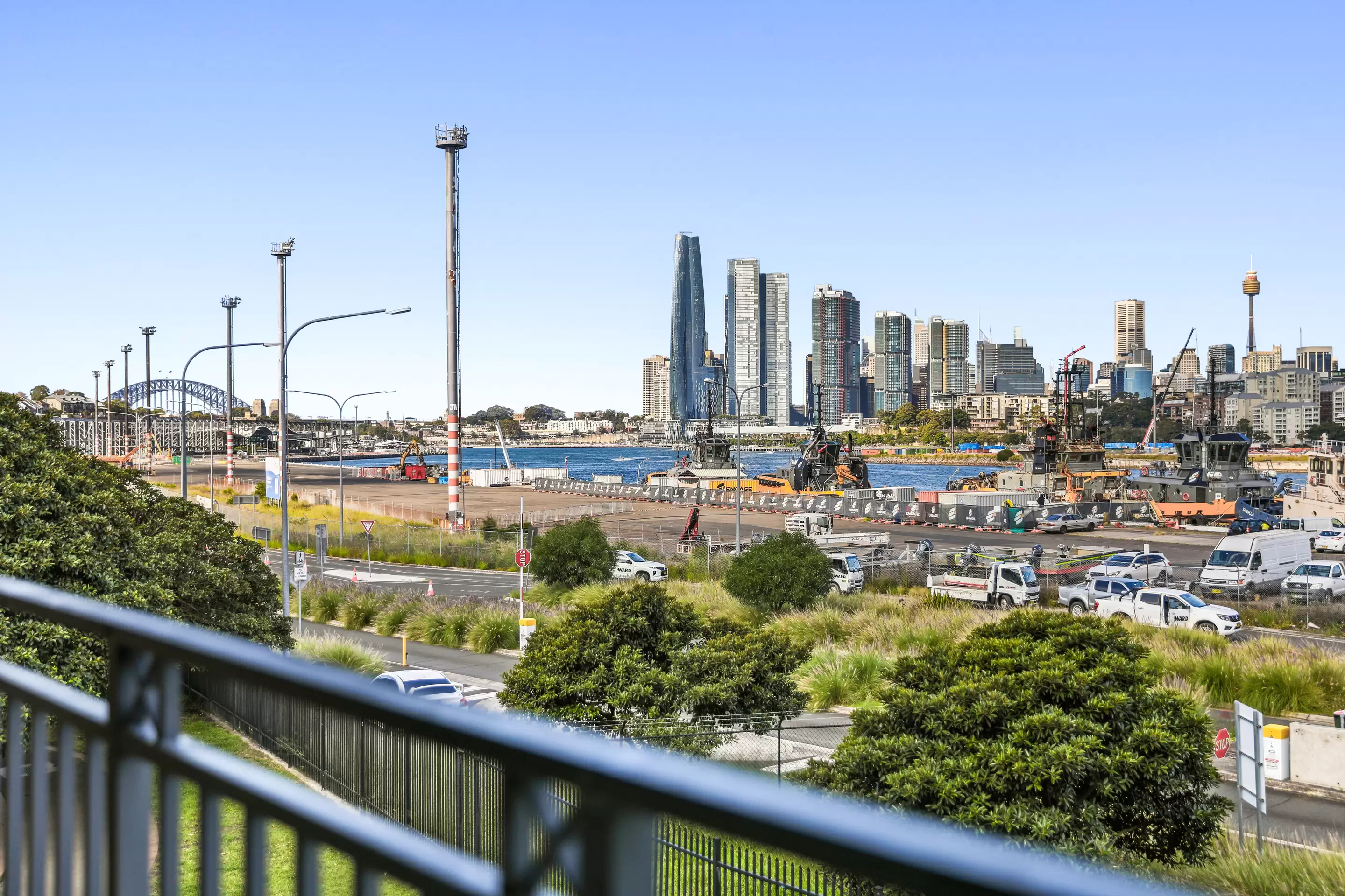 C15/1 Buchanan Street, Balmain Sold by Coopers Agency - image 1