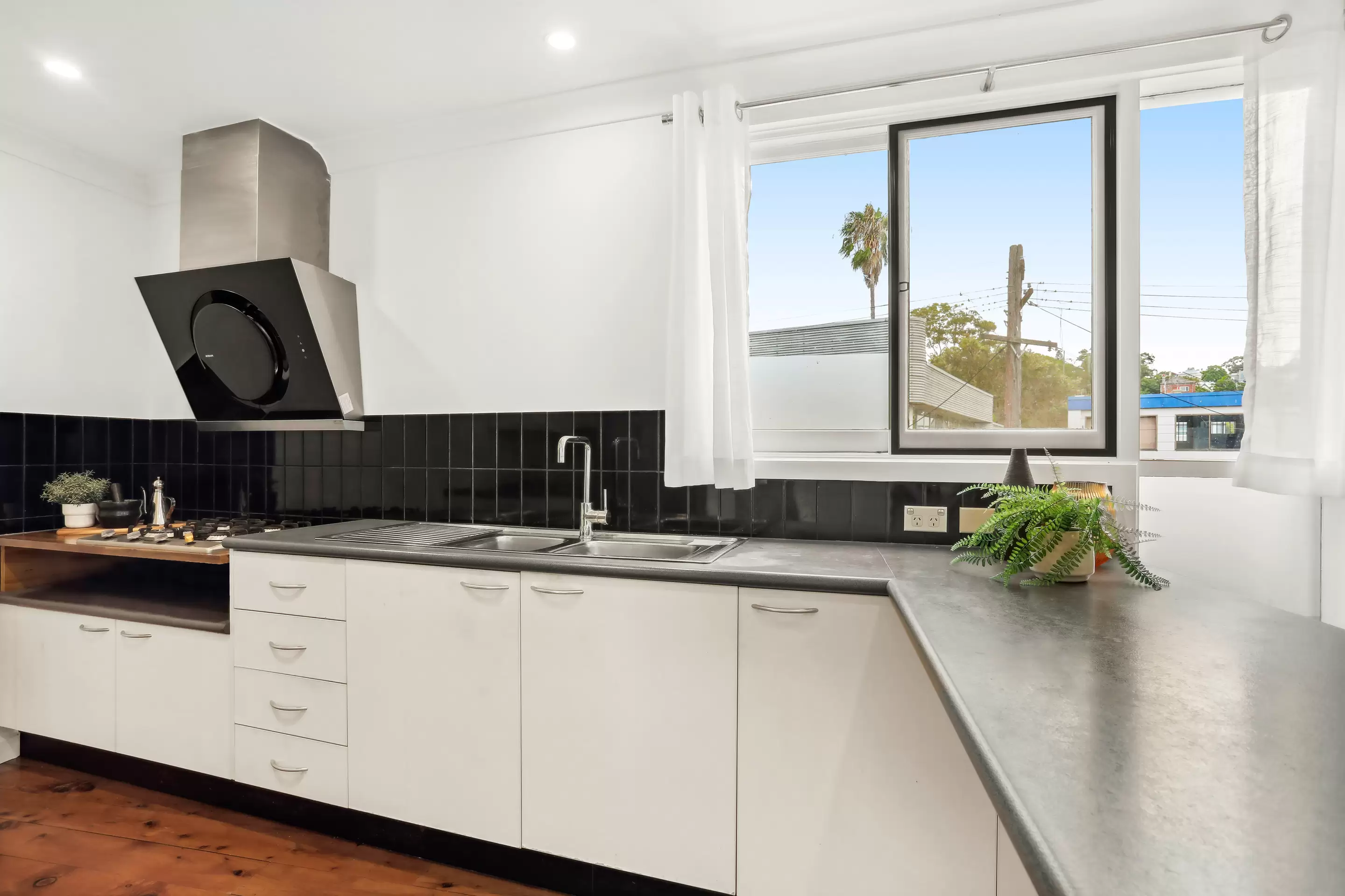 29 Parsons Street, Rozelle Sold by Coopers Agency - image 5