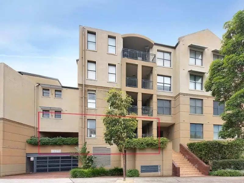 C1/1 Buchanan Street, Balmain Sold by Coopers Agency - image 1