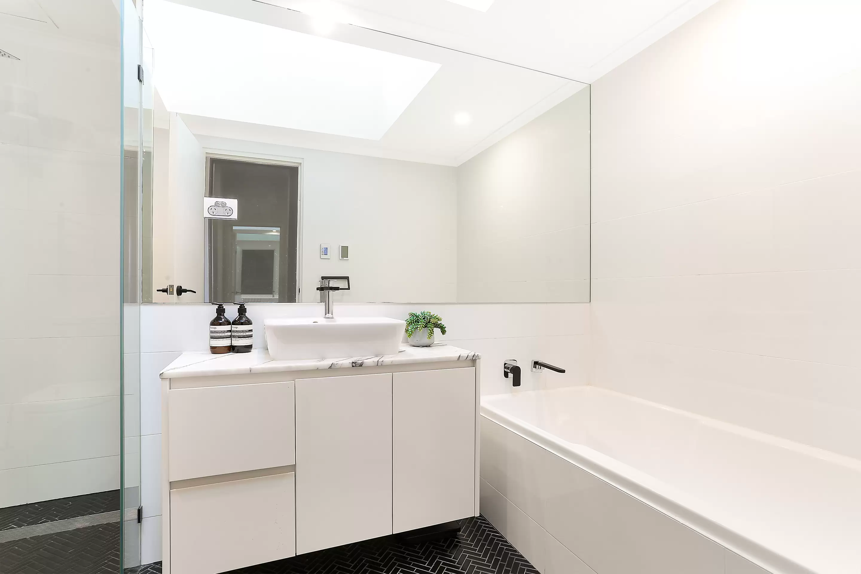 Balmain For Lease by Coopers Agency - image 15